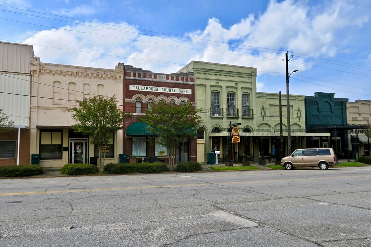 Dadeville in the Lake Martin Alabama Area