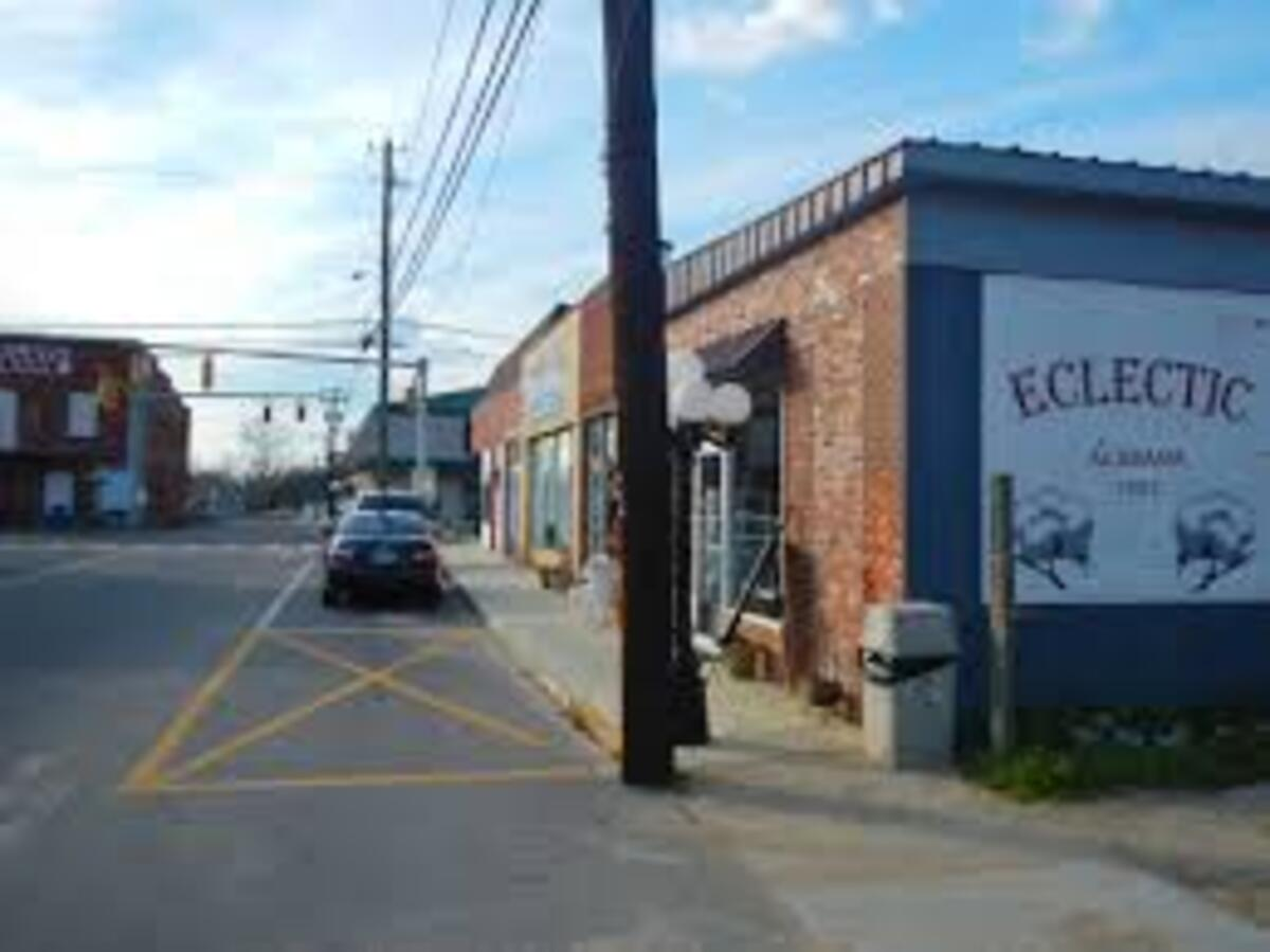 Eclectic in the Lake Martin Alabama Area